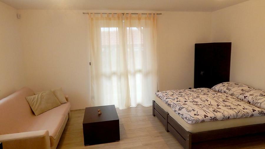 Apartmany Andrea 브르제츨라프 외부 사진